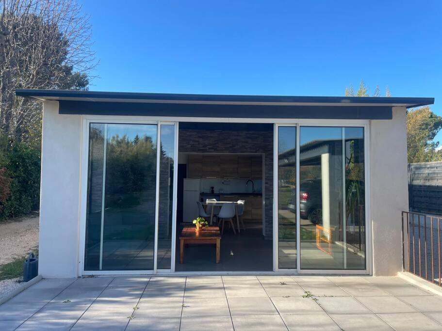 Dependance Au Sein D'Une Villa Avec Piscine 普罗旺斯地区艾克斯 外观 照片